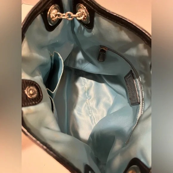 Coach Poppy Signature Logo Canvas Shoulder Bag - Picture 15 of 16